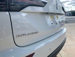 2025 Mitsubishi ZM2M46 ZM Outlander ES 2.5L CVT 2WD 7ST WHITE