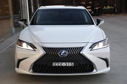 2019 Lexus ES300h ES300h Luxury 2.5L Hybrid Auto CVT Sedan 2435220 002