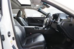 2019 Lexus ES300h ES300h Luxury 2.5L Hybrid Auto CVT Sedan 2435220 002