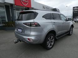 2023 Isuzu MU-X LS-T (4x4)