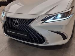 2024 Lexus ES300h Luxury 2.5L Hybrid Auto CVT Sedan
