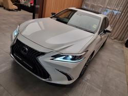2024 Lexus ES300h Luxury 2.5L Hybrid Auto CVT Sedan