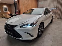 2024 Lexus ES300h Luxury 2.5L Hybrid Auto CVT Sedan