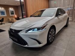 2024 Lexus ES300h Luxury 2.5L Hybrid Auto CVT Sedan