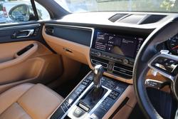 2020 Porsche Macan