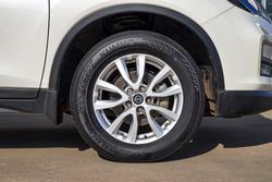 2020 Nissan
X-TRAIL ST-L