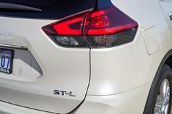 2020 Nissan
X-TRAIL ST-L