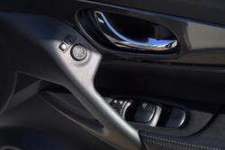 2020 Nissan
X-TRAIL ST-L