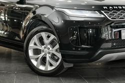 2020 Land Rover
Range Rover Evoque D180 SE