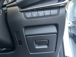 2025 Mazda
                3 G20 Evolve