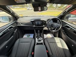 2025 Isuzu MU-X X-TERRAIN