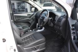 2017 Isuzu MU-X LS-T