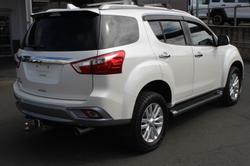 2017 Isuzu MU-X LS-T