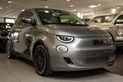 2023 Fiat 500e La Prima