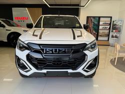2025 ISUZU D-MAX BLADE