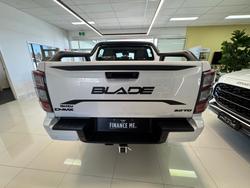 2025 ISUZU D-MAX BLADE