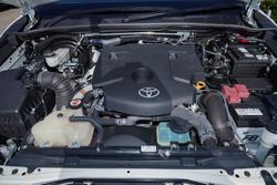 2021 Toyota Hilux SR5