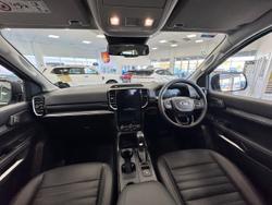 2025 Ford
Everest Sport