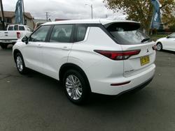 2021 MITSUBISHI OUTLANDER ES 5 SEAT (AWD)