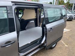 2025 Renault Kangoo LWB Automatic