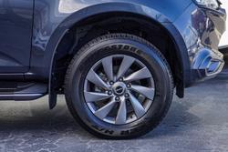 2022 Isuzu MU-X LS-U