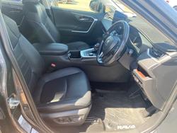 2023 Toyota RAV4 Hybrid RAV4 Hybrid Cruiser-AWD 2.5L Auto CVT 5 Door Wagon 7E72220 001