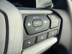 2025 Isuzu
D-MAX LS-M