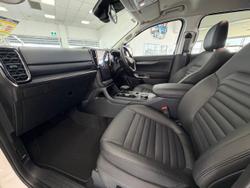 2025 Ford
Everest Sport