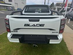 2025 ISUZU D-MAX BLADE