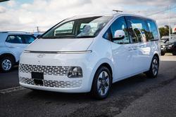 2025 Hyundai STARIA