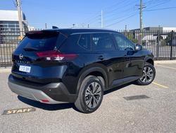 2024 Nissan X-TRAIL DIAMOND BLACK