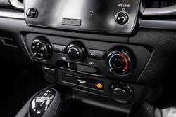 2025 Mazda BT-50 XS