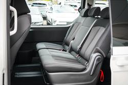 2025 Hyundai STARIA