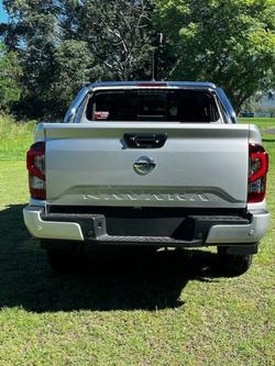 2024 NISSAN NP300 NAVARA ST