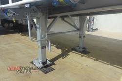 2018 Maxitrans 12 Pallet Flat Top A Trailer