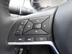 2025 Nissan Navara ST-X