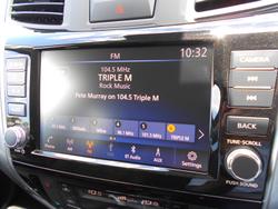 2025 Nissan Navara ST-X