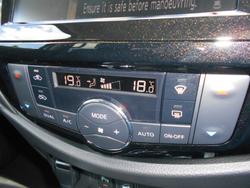 2025 Nissan Navara ST-X