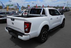 2025 Nissan Navara ST-X
