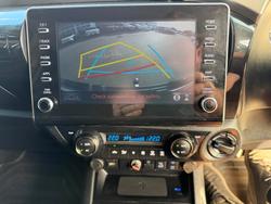 2025 Toyota Hilux SR5 Silver