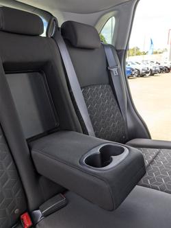 2021 MITSUBISHI ASX ES