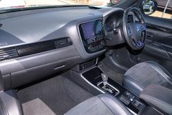 2019 Mitsubishi Outlander Black Edition