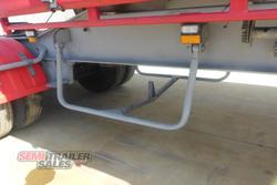 2007 CIMC 12 Pallet Curtainsider A Trailer