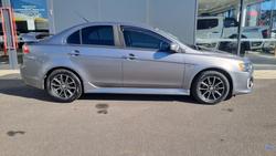 2017 Mitsubishi
Lancer ES Sport