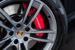 2024 Porsche Cayenne S