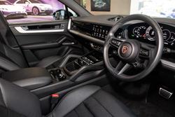 2024 Porsche Cayenne S