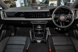 2024 Porsche Cayenne S