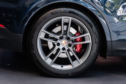 2024 Porsche Cayenne S