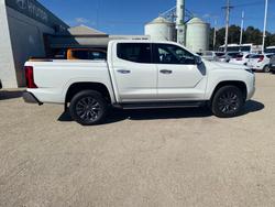 2025 MITSUBISHI Triton GLS