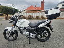 2021 Honda  CB125E White